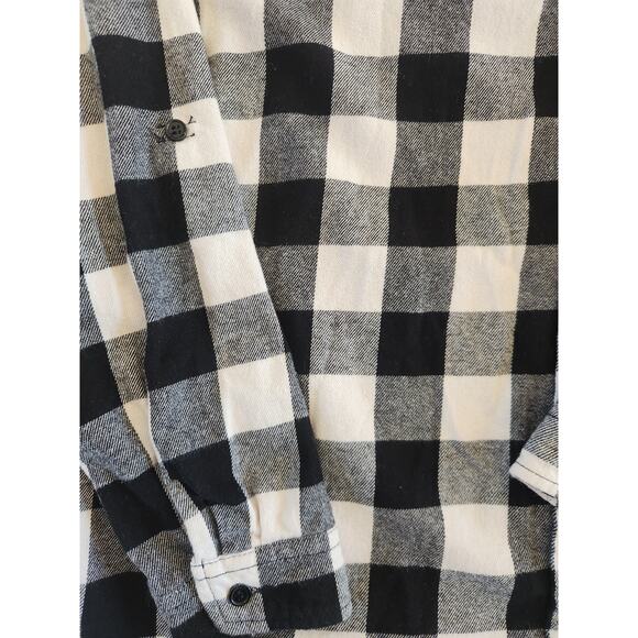 RISEN Los Angeles buffalo plaid long sleeve button-up size small - Picture 4 of 8